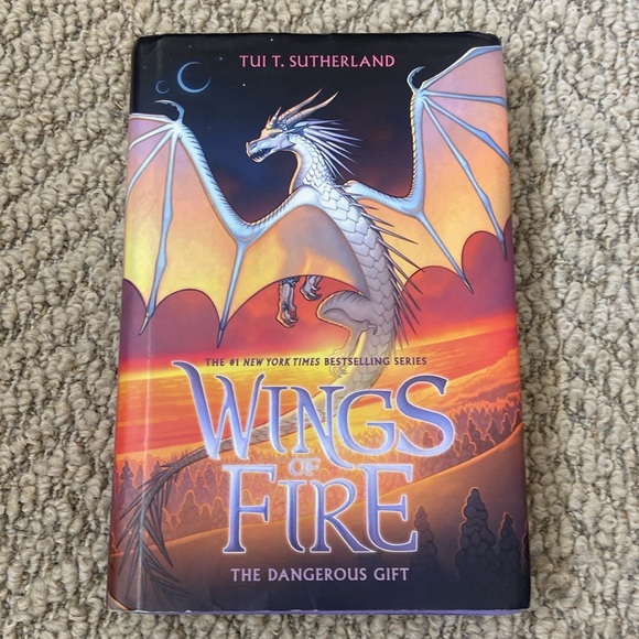 INCOMPLETE Wings Of Fire Series By Tui T. Sutherland Used - Picture 9 of 11